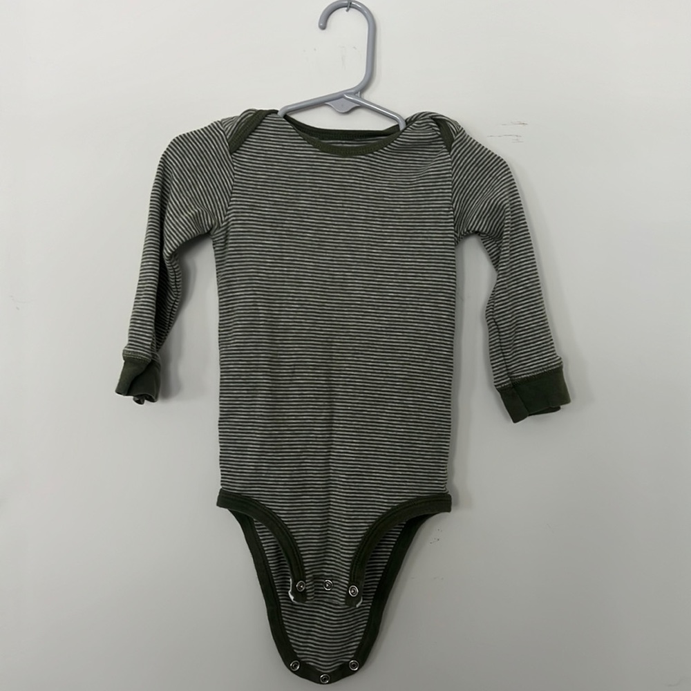 CARTERS 18 months green and white strip onesie